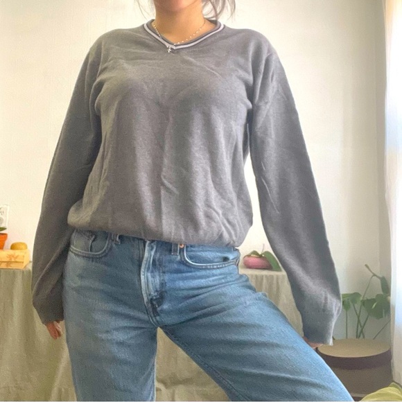 3/$25  Bartlett sweater - Picture 1 of 2